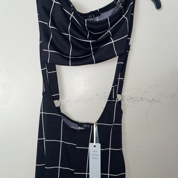 Nwt suspender grid print jumpsuit - Picture 3 of 4